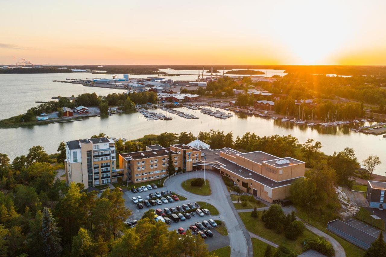 Finlandia Hotel Aquarius Uusikaupunki Ngoại thất bức ảnh